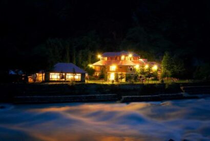 Arcadian Riverside Luxury Resort Khanian