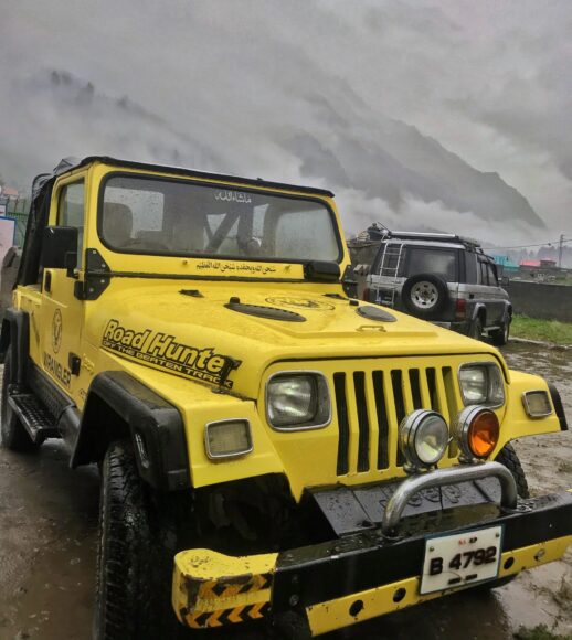 Jeep-Ride-to-Naltar-Valley