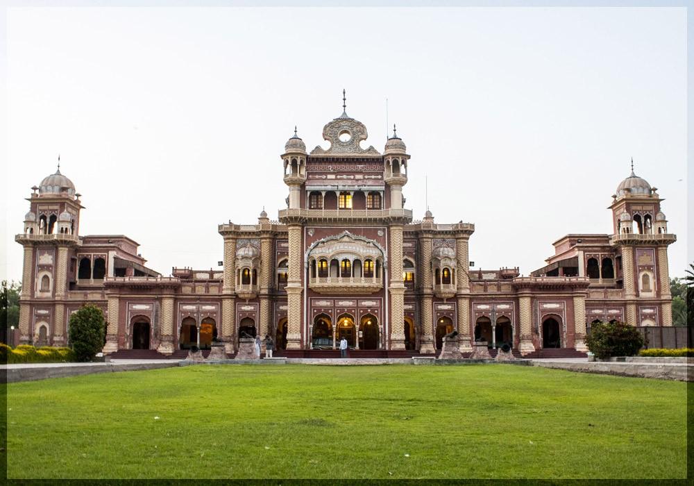 Faiz-Mahal
