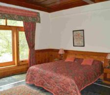 Hotel Walnut Heights Kalam