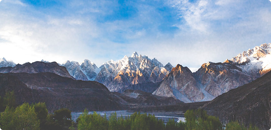 Hunza, Khunjerab Pass & Naltar 4 Days 3 Nights Tour (BY AIR)