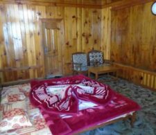 Lalazar hotel Shogran