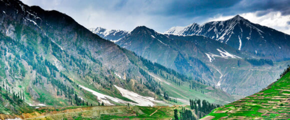 Naran & Shogran 5 Days 4 Nights Luxury Tour