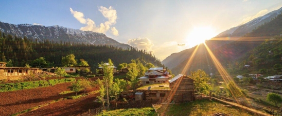 Neelum Valley & Galyat 4 Days 3 Nights Tour