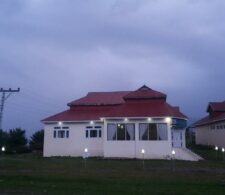 New Tourist Inn Shogran