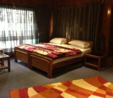 Pine Park Hotel Shogran