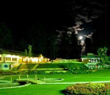 Pine Park Hotel Shogran