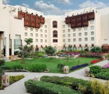 Serena Hotel