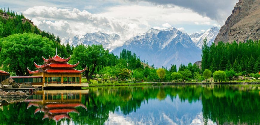 Shangrila Skardu 4 Days 3 Nights Honeymoon Tour (BY AIR)