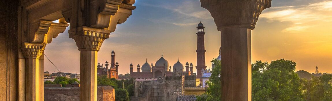 Destination To Explore in Lahore Tour
